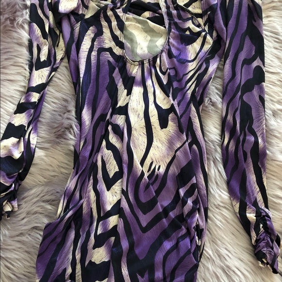 Dress - Picture 3 of 3